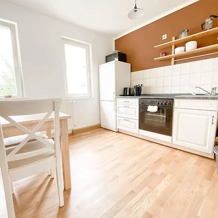 Daire Schoene Mit Blick Ueber Stadtwald Leipzig