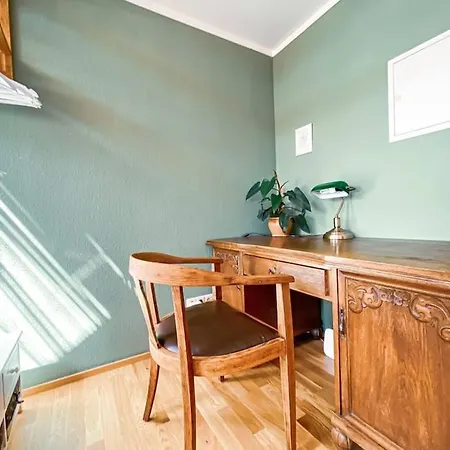 Schoene Mit Blick Ueber Stadtwald Leipzig