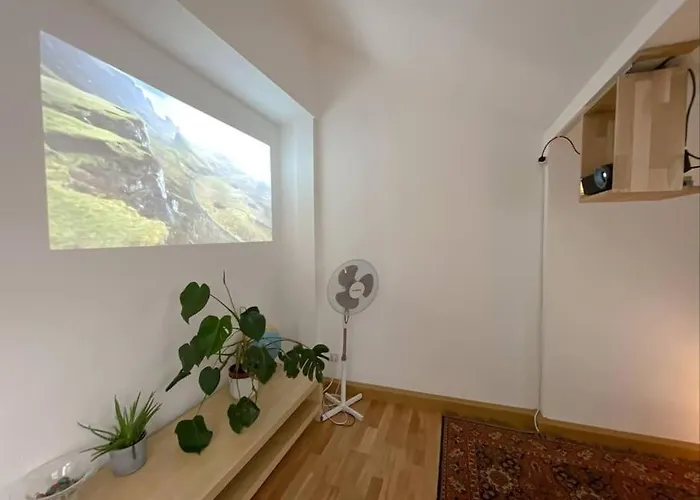 Schoene Mit Blick Ueber Stadtwald Apartman *