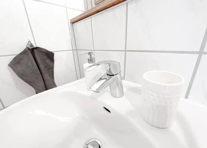 Schoene Mit Blick Ueber Stadtwald Apartman *