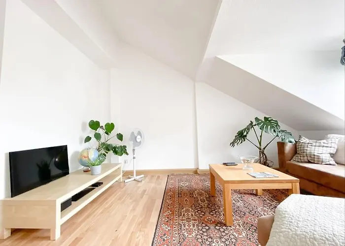 Schoene Mit Blick Ueber Stadtwald Apartman *